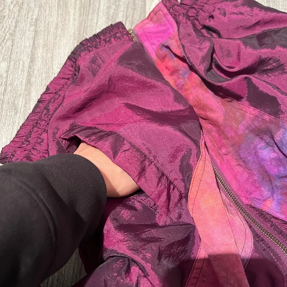 Vintage Beyond Performance metallic maroon windbreaker - Picture 17 of 17
